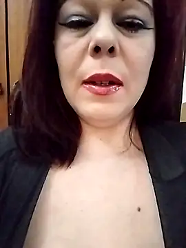 Lucia8600 online show from 12/01/25, 09:04