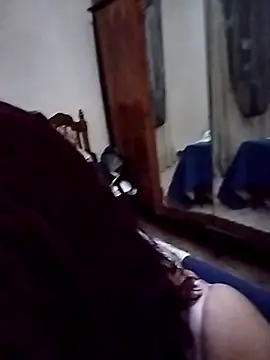 Lucia8600 online show from 11/15/25, 09:08