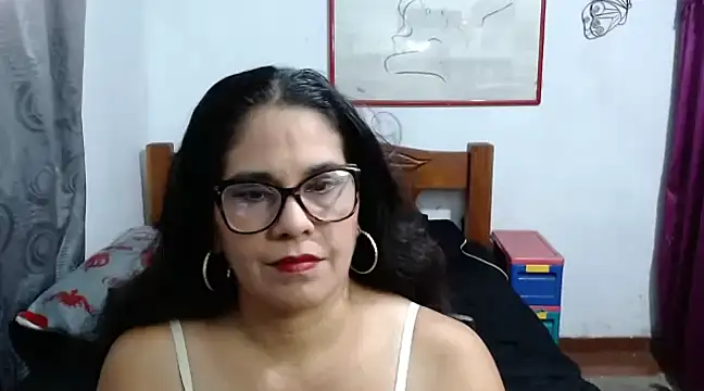 Mistresskloe01 online show from 12/02/24, 12:46