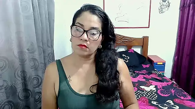 Mistresskloe01 online show from 10/23/25, 12:26