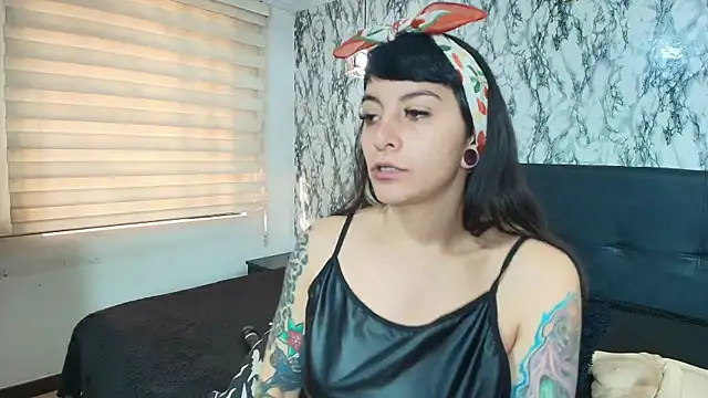 Naughty Kittenm online show from 11/07/25, 11:37