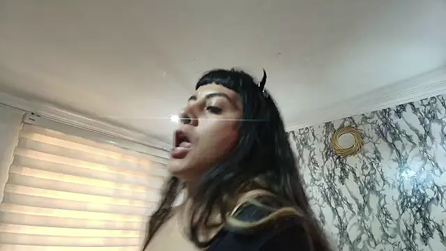 Naughty Kittenm online show from 11/08/25, 11:36