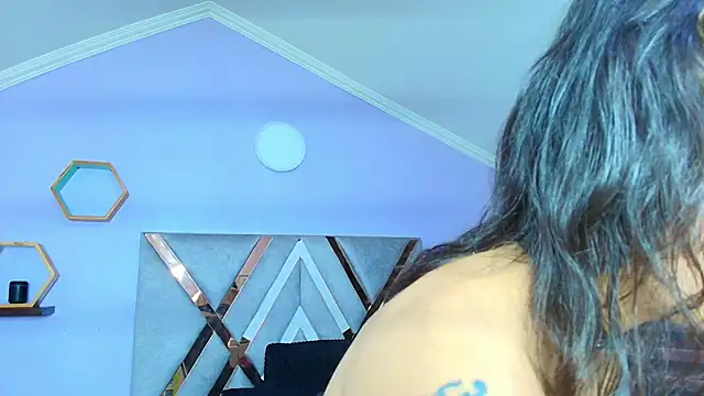 Snapshot of Naughty_Kittenm chatting on 10/01/25, 11:36 Naughty Kittenm online show from 10/01/25, 11:36