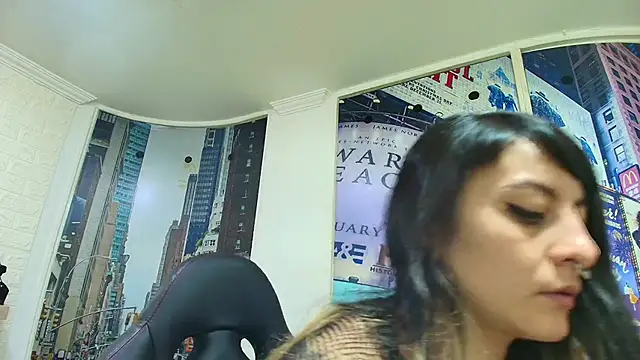 Snapshot of Naughty_Kittenm chatting on 03/19/26, 11:32 Naughty Kittenm online show from 03/19/26, 11:32