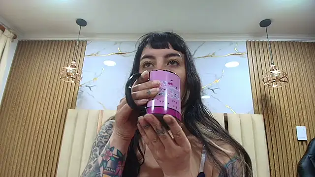 Snapshot of Naughty_Kittenm chatting on 07/03/26, 10:44 Naughty Kittenm online show from 07/03/26, 10:44