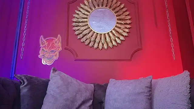 Julieta Russell online show from 11/13/25, 12:31