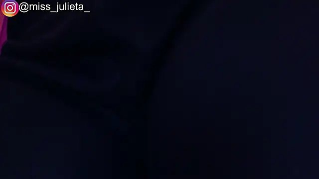 Snapshot of Julieta_Russell chatting on 06/04/26, 11:59 Julieta Russell online show from 06/04/26, 11:59
