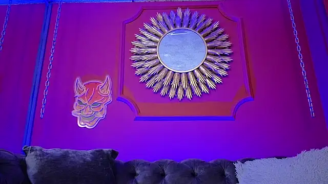 Julieta Russell online show from 04/14/26, 11:59