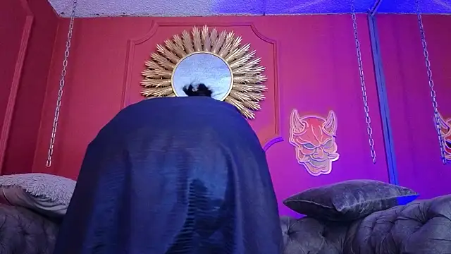 Julieta Russell online show from 03/10/26, 12:09