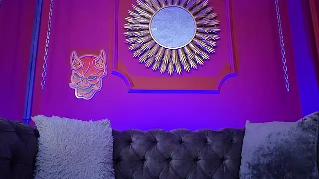 Julieta Russell online show from 03/27/26, 12:06