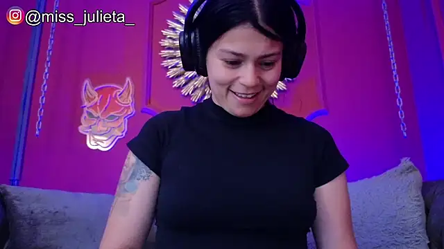 Julieta Russell online show from 05/19/26, 12:12