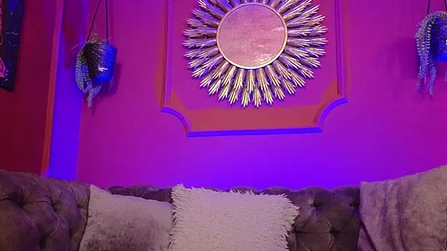 Julieta Russell online show from 01/17/26, 12:20