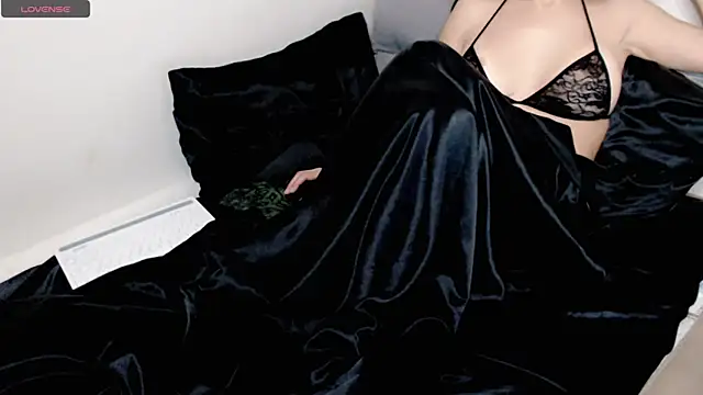 Snapshot of hotmask chatting on 02/01/26, 07:56 hotmask online show from 02/01/26, 07:56