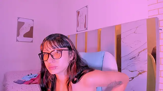 laurem-paulette online show from 11/01/25, 01:16