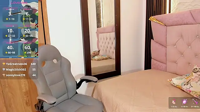 laurem-paulette online show from 11/29/25, 07:47