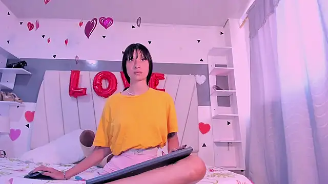 laurem-paulette online show from 02/27/25, 04:21