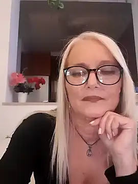 kikkastar online show from 01/01/25, 11:29