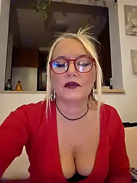 kikkastar online show from 11/09/25, 08:57