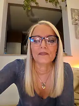 kikkastar online show from 02/25/25, 08:21