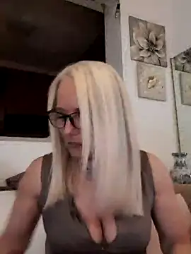 kikkastar online show from 02/06/25, 08:13