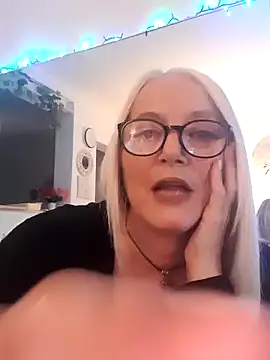 kikkastar online show from 01/02/25, 02:24