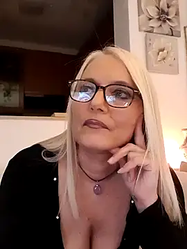 kikkastar online show from 01/29/25, 08:04