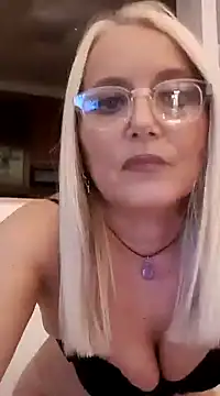 kikkastar online show from 01/27/25, 10:49