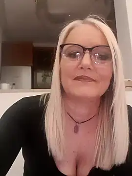 kikkastar online show from 02/09/25, 08:34