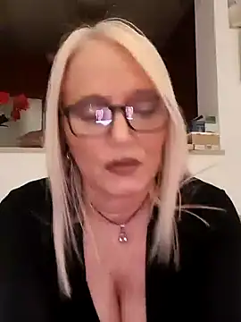 kikkastar online show from 01/19/25, 07:47