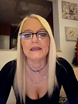 kikkastar online show from 12/14/25, 08:58