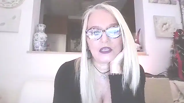 Snapshot of kikkastar chatting on 01/07/26, 08:36 kikkastar online show from 01/07/26, 08:36