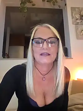 kikkastar online show from 03/19/25, 08:00