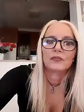 kikkastar online show from 01/14/25, 08:37