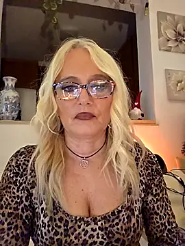 kikkastar online show from 12/19/25, 09:17