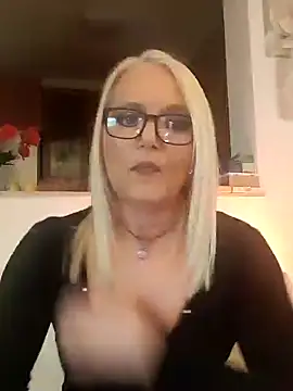 kikkastar online show from 01/22/25, 08:17