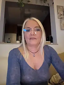 kikkastar online show from 03/12/25, 08:20