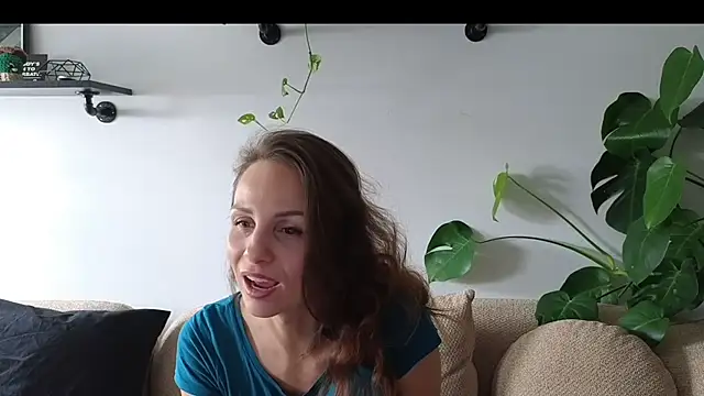 Mary Wet online show from 07/17/26, 10:56