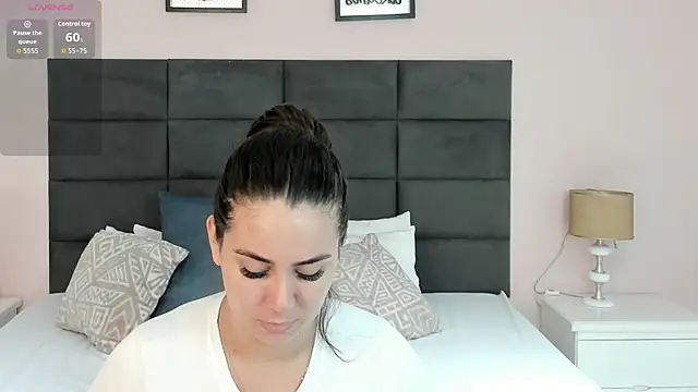 MadisonJenner online show from 01/18/26, 09:56