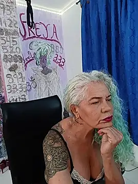 Snapshot of freyadevil333 chatting on 06/26/26, 03:12 freyadevil333 online show from 06/26/26, 03:12