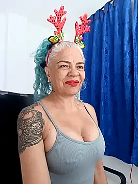 freyadevil333 online show from 12/23/25, 10:25