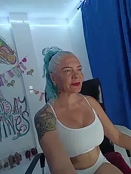 freyadevil333 online show from 02/08/26, 12:52