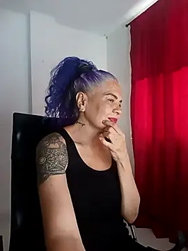 freyadevil333 online show from 11/13/25, 11:14