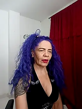 freyadevil333 online show from 09/21/25, 06:07