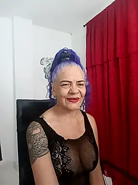 freyadevil333 online show from 10/26/25, 08:59