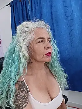 Snapshot of freyadevil333 chatting on 07/14/26, 01:39 freyadevil333 online show from 07/14/26, 01:39