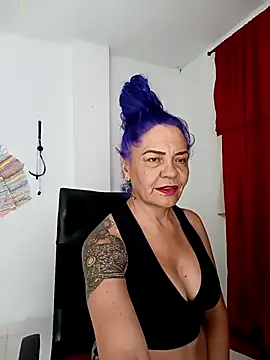 freyadevil333 online show from 09/24/25, 06:09