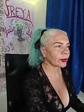 Snapshot of freyadevil333 chatting on 04/15/26, 05:02 freyadevil333 online show from 04/15/26, 05:02