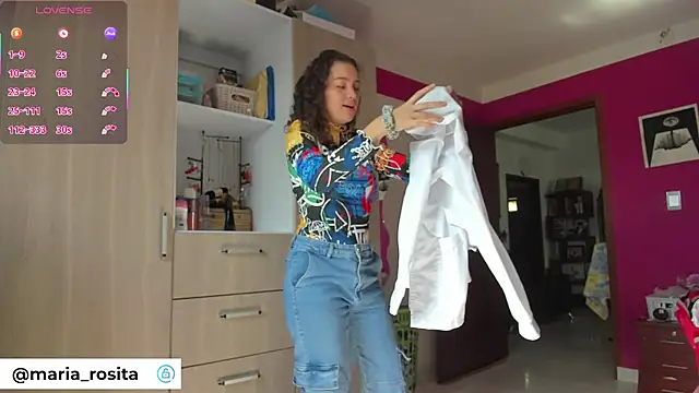 Angela hank2 online show from 11/22/25, 02:38