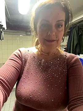 Sunbelxx online show from 12/17/25, 08:52