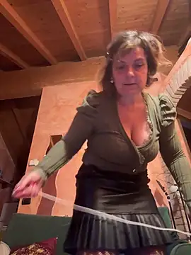 Sunbelxx online show from 10/04/25, 12:39